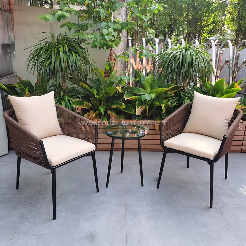 வெளிப்புற வானிலை-எதிர்ப்பு முற்றம் அலுமினிய பால்கனி தொகுப்பு